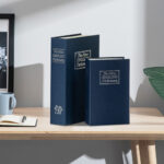 Сейф-книга DELI "ET647" кодовый замок, 240х155х55 мм, 0.740 кг, синий — изображение 5